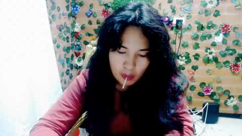 Snapshot of belly_silky chatting on January 2025 05:13:01 AM Belly online show from January 2025 05:13:01 AM