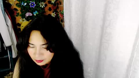 Snapshot of belly_silky chatting on February 2025 02:36:02 AM Belly online show from February 2025 02:36:02 AM
