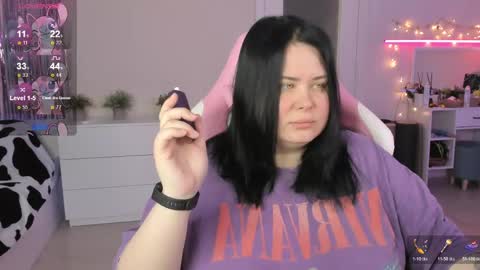 LinaBoo online show from May 2026 08:31:01 AM