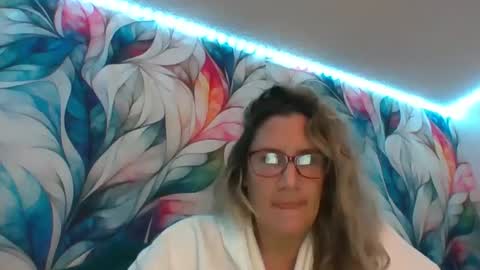 Becky online show from January 2025 05:17:02 AM