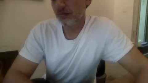 benedett22 online show from October 2025 07:57:02 PM
