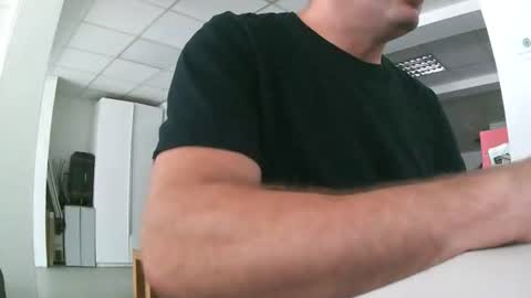 Robert  1984 online show from June 2026 06:52:01 AM