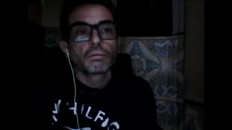 Snapshot of benidorm9 chatting on May 2026 12:41:01 AM benidorm9 online show from May 2026 12:41:01 AM