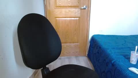 benjamin_isaac online show from December 2024 10:36:01 PM