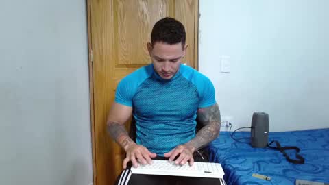 benjamin_isaac online show from January 2025 07:07:02 PM