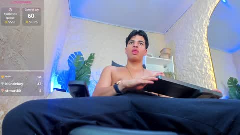 Snapshot of benjamin_more chatting on January 2025 06:01:02 AM BENJAMIN online show from January 2025 06:01:02 AM