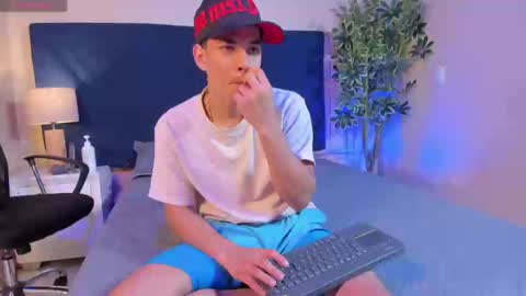 Snapshot of benjamin_more chatting on February 2025 04:41:02 AM BENJAMIN online show from February 2025 04:41:02 AM