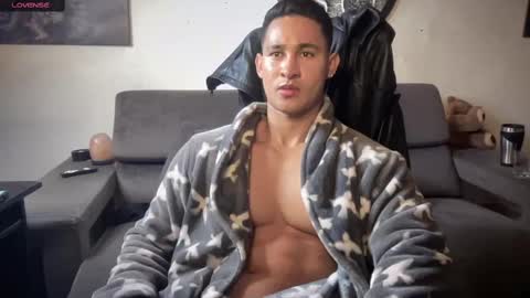 benjamincooperk online show from October 2025 09:54:01 AM