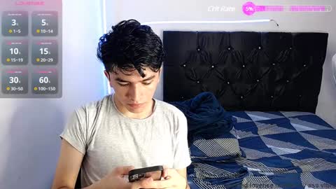 Snapshot of benji_hoter chatting on January 2025 05:02:02 PM Benji Hoter online show from January 2025 05:02:02 PM