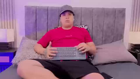 Snapshot of bennett_alejoo chatting on September 2025 04:31:02 PM bennett_alejoo online show from September 2025 04:31:02 PM