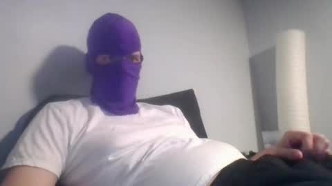 bennybueno online show from April 2026 03:11:02 AM