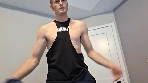 Snapshot of bennyc04041987 chatting on November 2025 09:36:01 PM BennyC online show from November 2025 09:36:01 PM