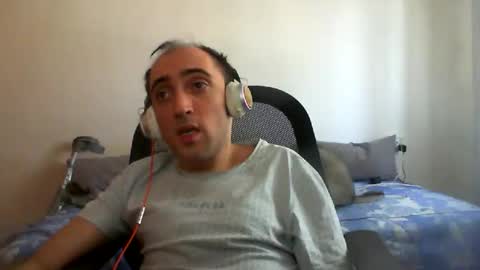 bentish online show from September 2025 08:05:01 AM