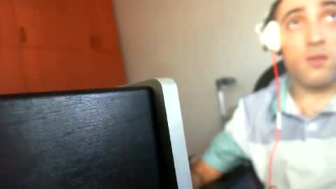 bentish online show from September 2025 01:27:02 PM