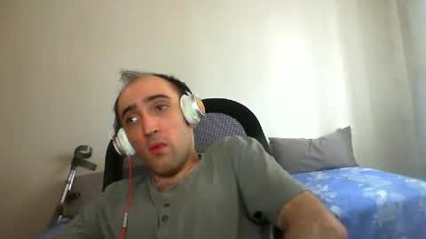 bentish online show from October 2025 06:56:01 AM