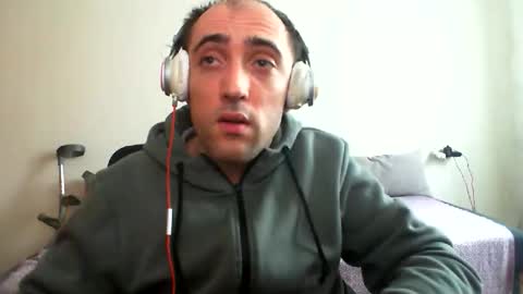 bentish online show from February 2026 10:12:01 AM