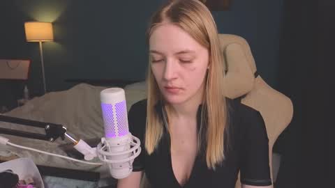 Alice online show from February 2025 11:30:01 AM