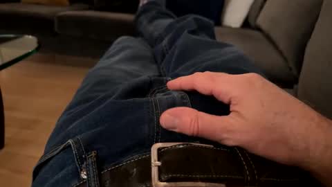 benz10001 online show from February 2026 01:15:01 AM