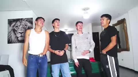 benz boys online show from September 2025 11:45:02 AM