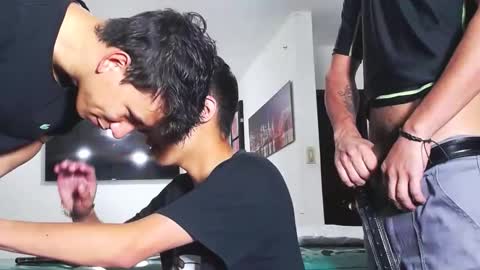 benz boys online show from October 2025 12:17:01 PM