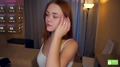 Snapshot of berenicefarran chatting on September 2025 08:05:01 AM Ora Enderson online show from September 2025 08:05:01 AM
