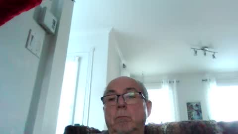 bernard1102 online show from December 2024 02:17:02 PM