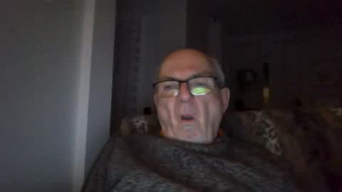 bernard1102 online show from January 2025 02:55:01 AM