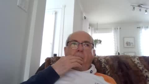 bernard1102 online show from January 2025 06:20:02 PM