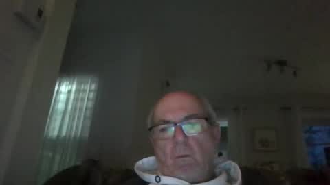 bernard1102 online show from March 2025 10:52:01 AM