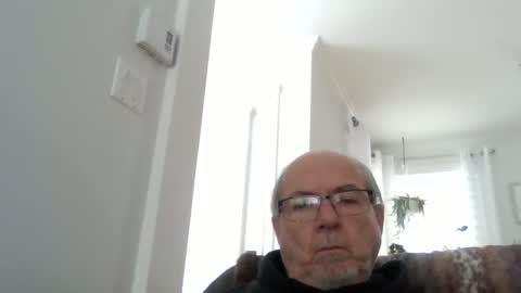 bernard1102 online show from March 2025 03:02:01 PM