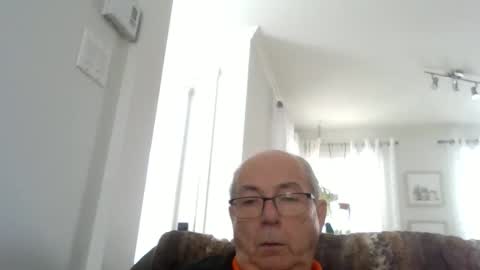 bernard1102 online show from February 2026 03:00:01 PM