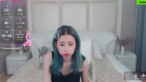 berniceafra online show from September 2025 01:34:01 PM