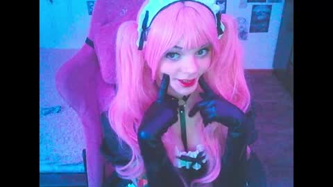 BerrieKitten online show from April 2026 07:10:01 PM