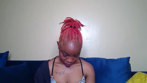 berries_lee online show from September 2025 05:23:01 PM