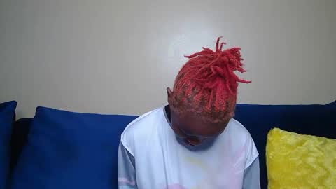 berries_lee online show from September 2025 11:36:01 AM