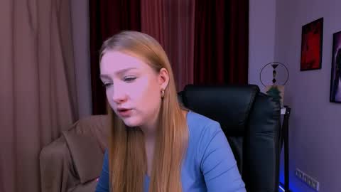 Snapshot of berry_alma chatting on December 2024 11:06:02 AM Alma online show from December 2024 11:06:02 AM