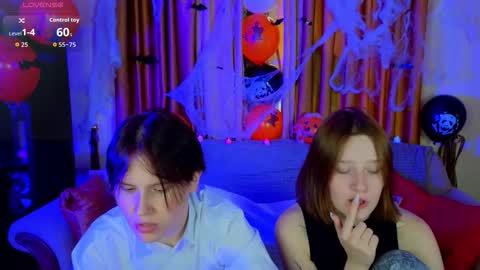 Your sweet Tara and Eva online show from October 2025 11:43:01 AM