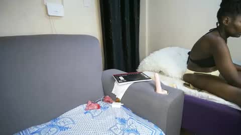 Juicey online show from January 2026 06:32:02 PM