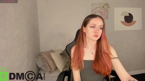 Snapshot of berta_kelly chatting on October 2025 01:17:02 AM Berta online show from October 2025 01:17:02 AM