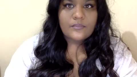 Snapshot of bess_eva chatting on July 2026 07:56:02 AM Bess Eva online show from July 2026 07:56:02 AM