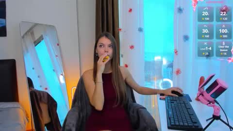 Snapshot of best_alice chatting on October 2025 01:00:02 AM Alice online show from October 2025 01:00:02 AM