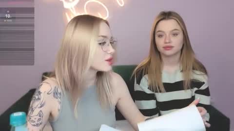 Danny and Kira online show from October 2025 08:15:02 AM