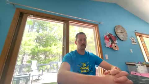 bestfriend123456 online show from April 2026 07:27:02 PM