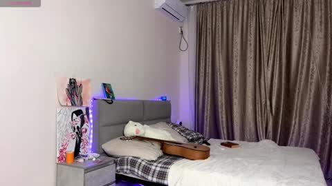 Eva online show from October 2025 02:04:02 PM