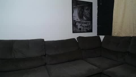 bestmuscle online show from October 2025 02:32:01 AM