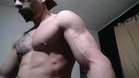 Snapshot of bestmuscle chatting on July 2026 11:19:01 PM bestmuscle online show from July 2026 11:19:01 PM