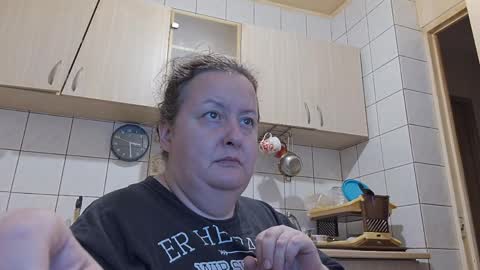 Snapshot of bethnorth chatting on June 2026 12:28:01 AM bethnorth online show from June 2026 12:28:01 AM