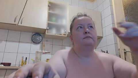 Snapshot of bethnorth chatting on June 2026 01:10:02 AM bethnorth online show from June 2026 01:10:02 AM