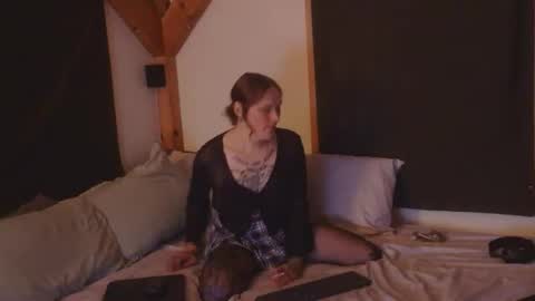 Betsy online show from January 2026 12:57:02 AM