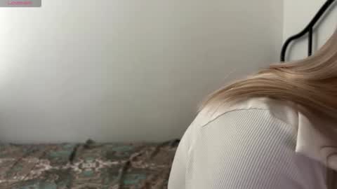 BlondeReka ITS MY 1st DAY HERE online show from November 2025 06:15:01 AM